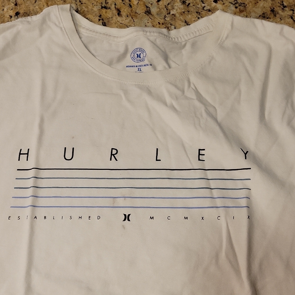 Mens XL Hurley White Short Sleeve Crew with Black and Blue Stripe Graphic